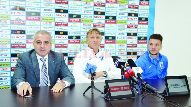 Felix Grigore, Emil Săndoi şi Alex Băluţă cred că CS Universitatea va bifa un rezultat pozitiv la Constanţa (Foto: Alexandru Vîrtosu)