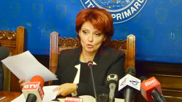 Primarul Olguța Vasilescu a explicat ieri, într-o conferință de presă, că spațiul verde din PUG-ul de la Lacul Tanchiştilor era doar cu numele, deoarece, în realitate, acolo era teren gol (Foto: GdS)