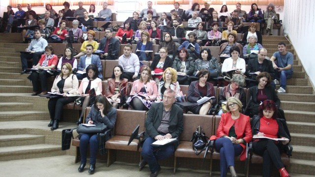 Directorii unităților școlare din Dolj au fost informați de conducerea Inspectoratului Școlar că trebuie să facă publice informațiile legate de buget și deciziile Consiliului de Administrație (Foto: Traian Mitrache)