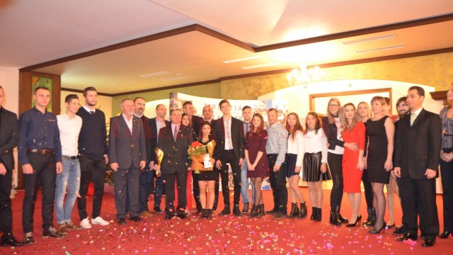 După un an de muncă, încununat cu rezultate notabile, sportivii şi antrenorii au fost premiaţi (foto: Claudiu Tudor)