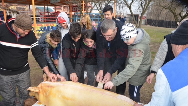 Ion Joiţa i-a invitat pe sportivi să mănânce şorici