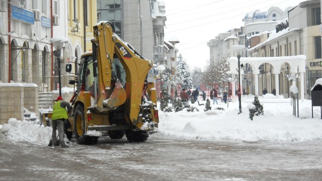 Majoritatea primăriilor vor folosi utilaje proprii (Foto: Eugen Măruţă)