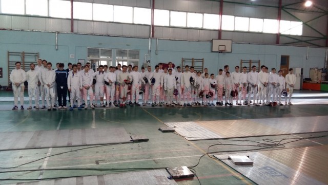 La proba individuală la masculin s-au înscris 51 de competitori (foto: FR Scrimă)