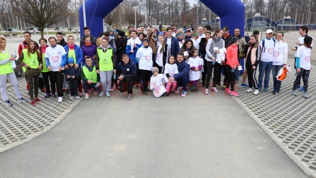 Îndrăgostiții de mișcare au alergat în Parcul Tineretului (foto: Claudiu Tudor)