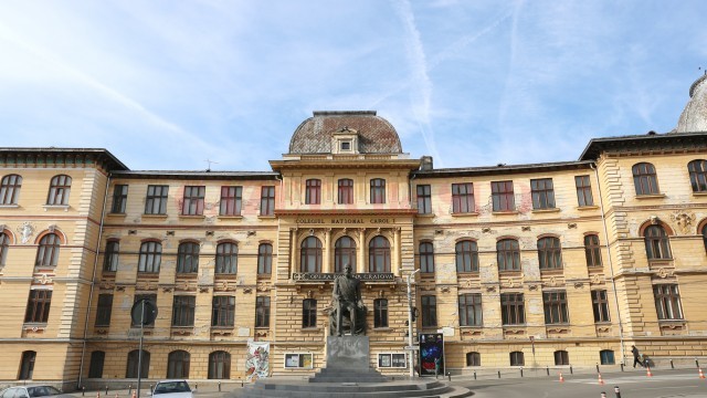 Opera Română Craiova și-a închis sala de spectacole ca urmare a comunicării rezultatului expertizei tehnice realizate de Primăria Craiova (Foto: GdS)