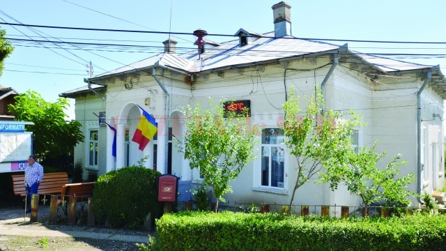 Prejudiciul de la Școala Țuglui a fost scos la lumină de Curtea de Conturi după un control efectuat la Primăria Țuglui, care este ordonator principal de credite (Foto: Arhiva GdS)