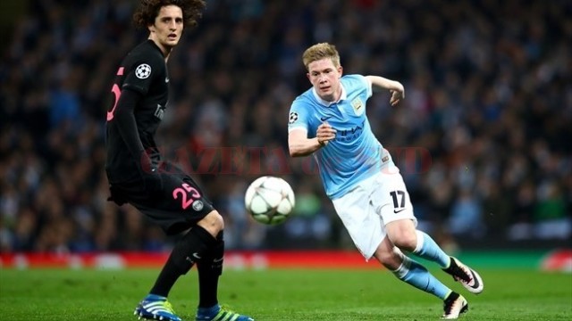 Kevin de Bruyne (dreapta) a adus bucurie în tabăra "cetăţenilor" (foto: uefa.com)