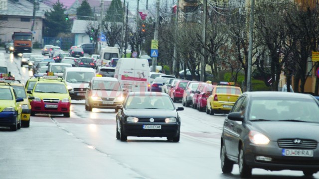 Guvernul a stabilit procedura prin care se restituie taxele auto percepute sub diverse forme (poluare, taxa specială pentru autovehicule, taxa pentru emisii poluante) (Foto: Arhiva GdS)