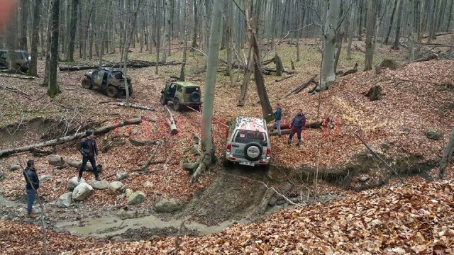 Cei mai buni piloţi off-road sunt aşteptaţi la Runcu
