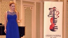 Daniela Popescu va studia la Colegiul Regal de Muzică din Londra