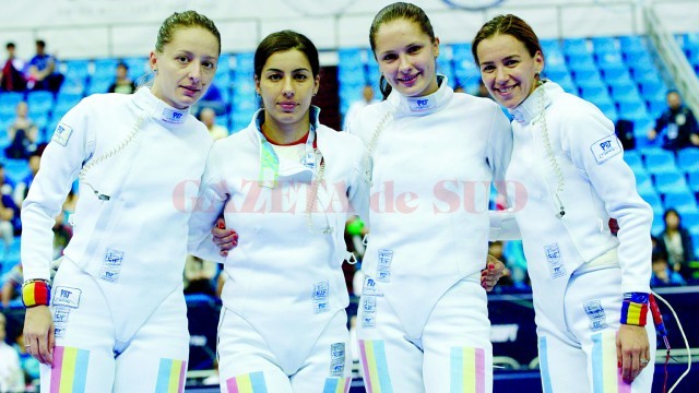 Ana Maria Popescu, Loredana Dinu, Simona Gherman şi Simona Pop se pegătesc la Craiova în această perioadă