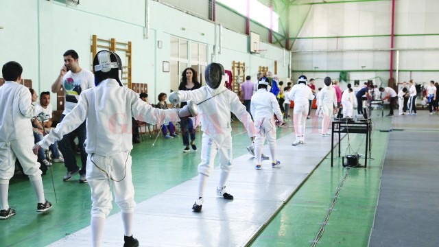 Spadasini de la zece cluburi din ţară s-au duelat timp de două zile la Craiova (Foto: Lucian Anghel)