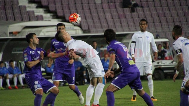 Alb-albaştrii s-au jucat cu ocaziile la Timişoara (foto: csuc.ro)