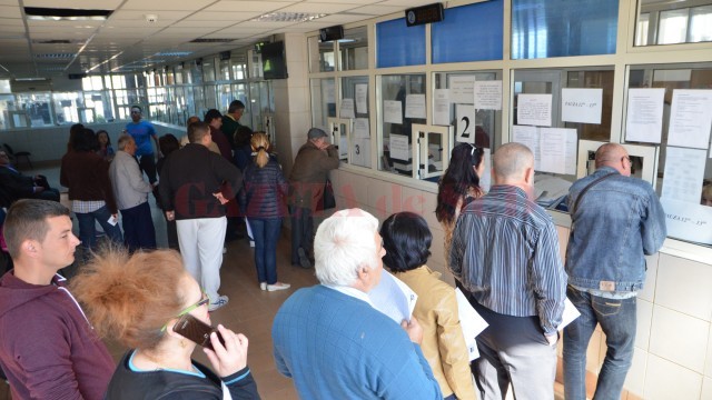 Primăria încasează rapid impozitele și taxele, dar când trebuie să restituie bani luați în plus tărăgănează rambursarea (FOTO: arhiva GdS)