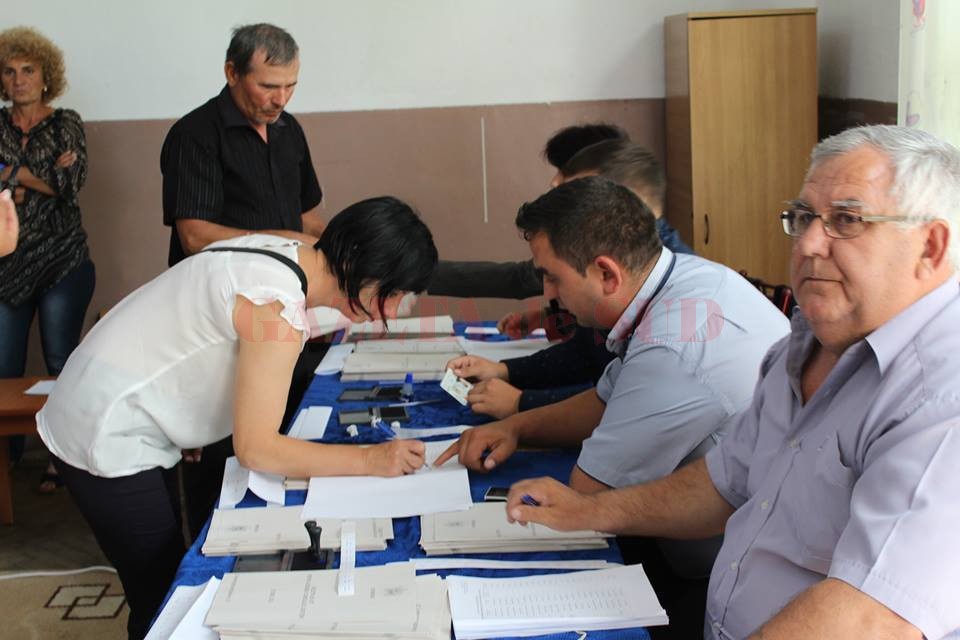 Gorjenii s-a prezentat în număr mare la urne
