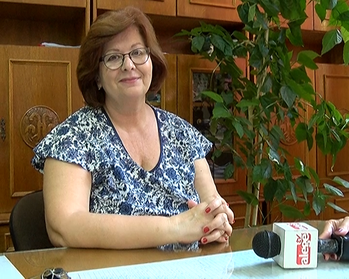 Carmen Ștefănescu, directorul adjunct de la Colegiul Național „Frații Buzești“ din Craiova