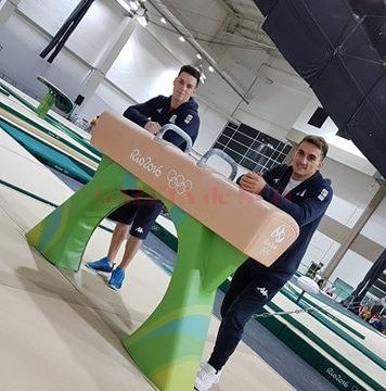 Andrei Muntean s-a calificat în finală la paralele, iar Marian Drăgulescu, în finală la sărituri