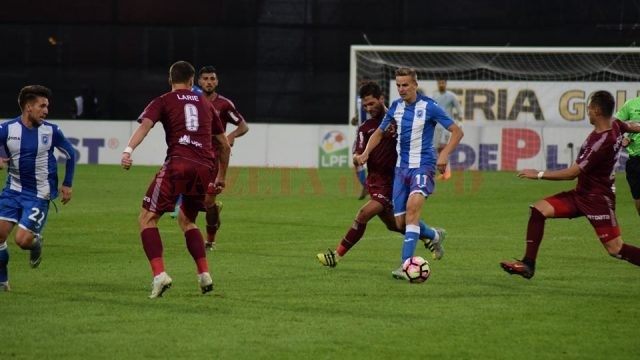 Nicuşor Bancu a fost unul dintre cei mai slabi jucători de pe teren (foto: csuc.ro)