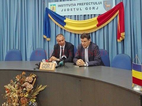 Costin Borc (foto dreapta) vrea restructurări în toate companiile de stat (FOTO: Eugen Măruţă)