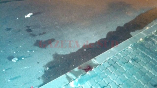 Un cititor GdS a fotografiat locul din care bărbatul de 30 de ani a fost ridicat de medicii de pe ambulanța SMURD (Foto: Un cititor GdS)