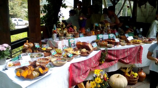 Festivalul Răciturilor a reunit 14 pensiuni şi restaurante (Foto: Eugen Măruţă)