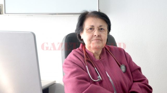 După 40 de ani de profesie, conf. dr. Rodica Mușetescu, șefa Clinicii de Cardiologie a SJU Craiova, spune că bolnavii ar putea fi îngrijiți mai bine dacă sistemul medical ar fi reformat și ar scăpa de birocrație (Foto: Traian Mitrache)