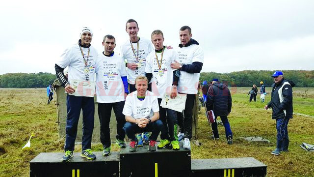 Echipa masculină de seniori de la CSM Craiova a cucerit titlul naţional la cros