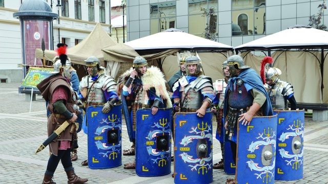 Primăria a plătit nelegal o parte din sumele pentru organizarea festivalului „Pelendava“ (Foto: arhiva GdS)