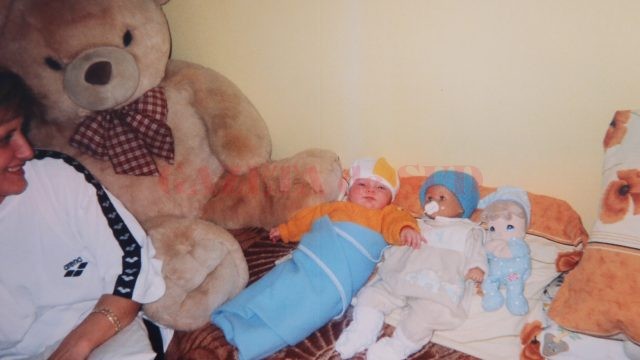 În primele luni de viaţă, Ştefan măsura doar 37 de centimetri (FOTO: Arhiva personală)