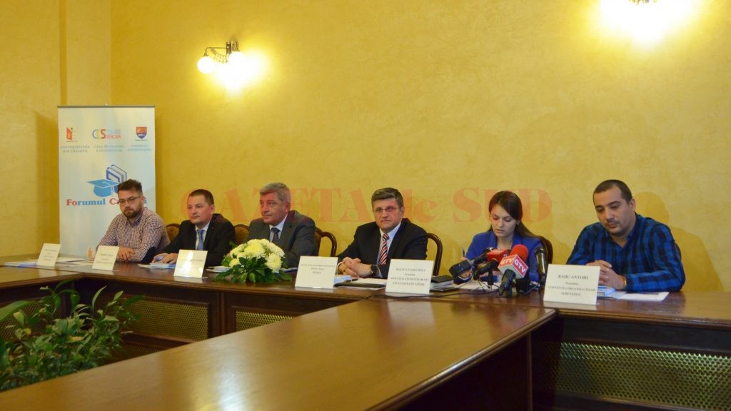 Conducerea Universității din Craiova a anunțat ieri că pe 12 și 13 octombrie se va derula Forumul carierei, eveniment care va aduce aproape de studenți peste 50 de angajatori din regiunea Sud-Vest Oltenia (Foto: Bogdan Grosu)