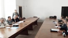 Instituţia Prefectului Mehedinţi a fost gazda întâlnirii dintre oficialităţile judeţene, parlamentari şi reprezentanţii organizaţiilor sindicale din judeţ