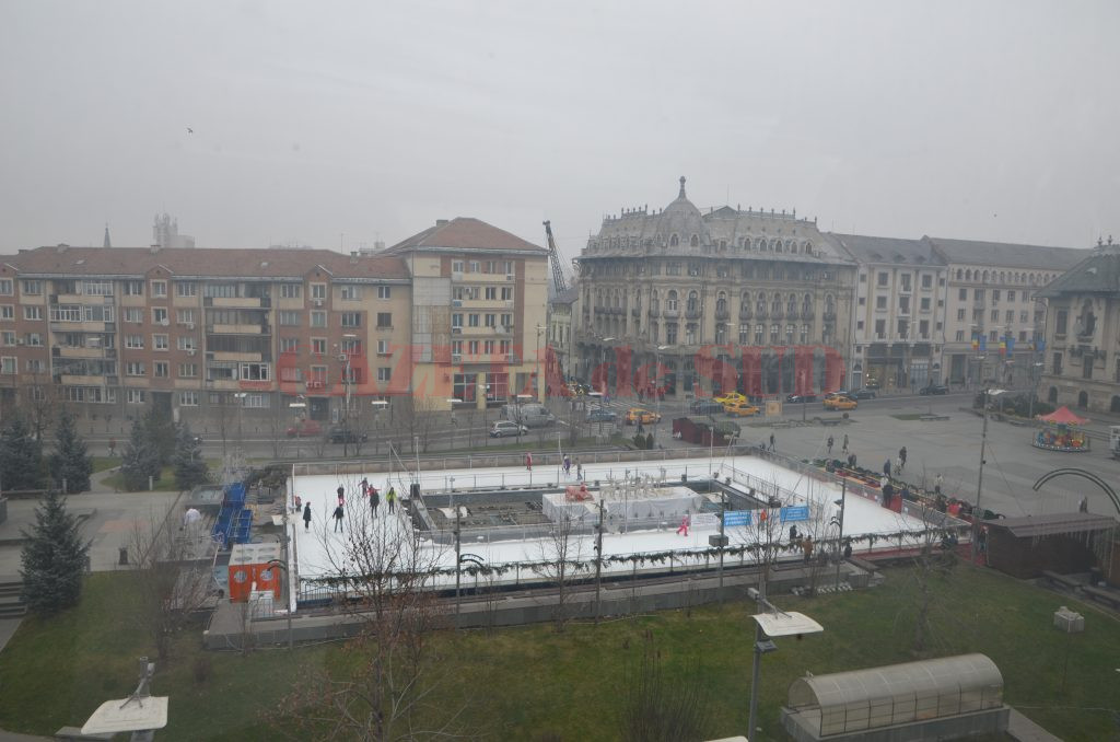 Patru firme, același grup de interese pentru patinoarul din centrul Craiovei