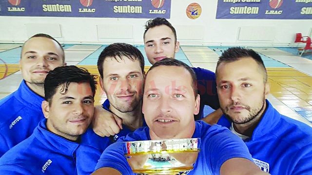 Spadasinii craioveni sunt cei mai tari din țară în acest sezon în care au cucerit și campionatul, și Cupa României