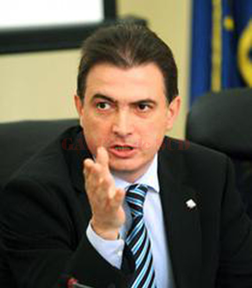 Marius Nistor câştigă lunar 3.300 de euro (Foto: agerpres.ro)