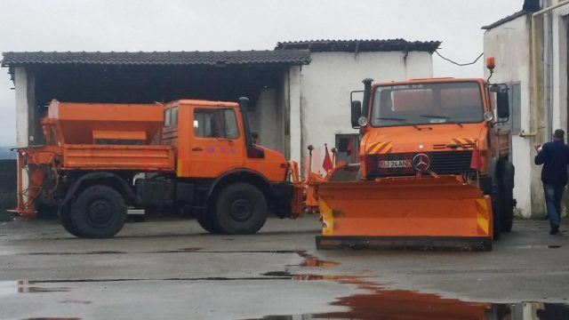 Utilajele sunt pregătite de intervenţie