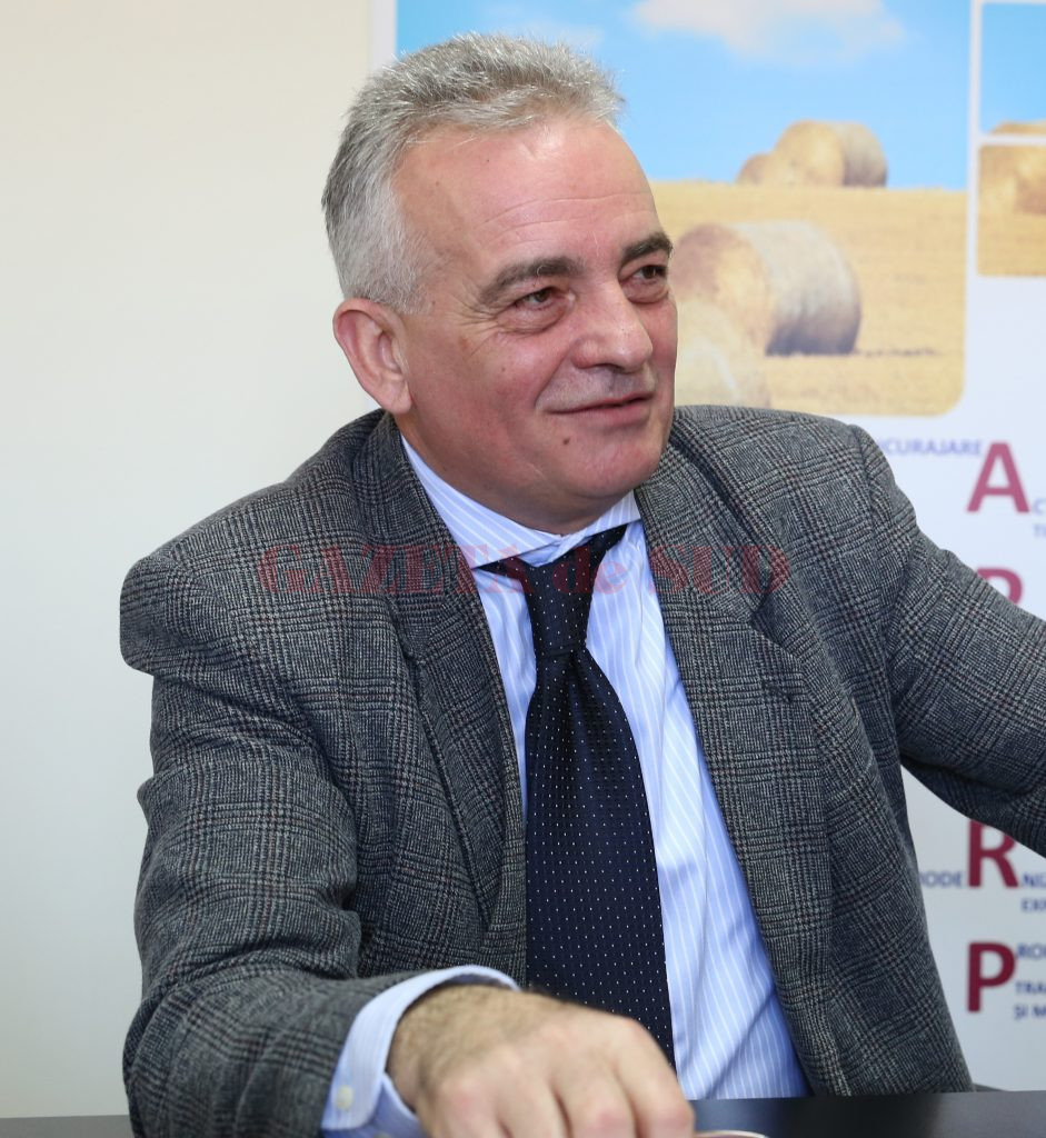 Daniel Popescu, directorul Oficiului Judeţean pentru Finanţarea Investiţiilor Rurale Dolj