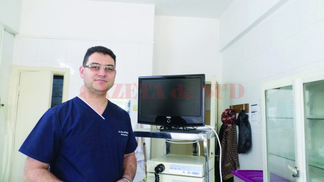 Doctorul Alin Demetrian şi echipa sa au făcut până acum trei operaţii în premieră naţională. Ca să poată face o rutină din aceste performanțe, au nevoie de o sală de operație proprie, aparatură și o clinică mai mare.
