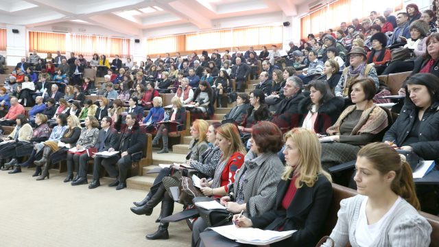 În multe unități școlare din Dolj, directorii vor fi numiți prin detașare în interesul învățământului, până la organizarea unui nou concurs