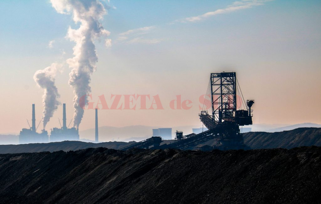 Complexul Energetic Oltenia funcţionează cu zece grupuri energetice (Foto: Eugen Măruţă)