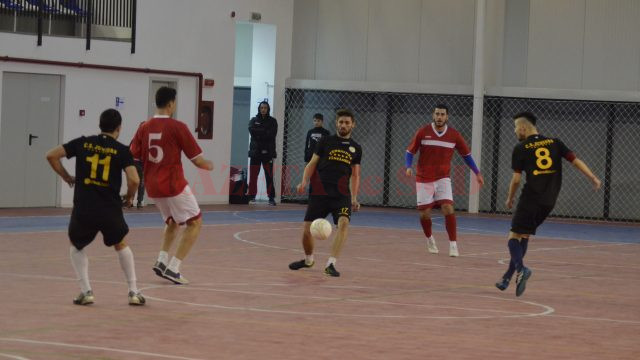 Dănuț Stancu (numărul 17 pe șort) a fost cel mai bun jucător al turneului