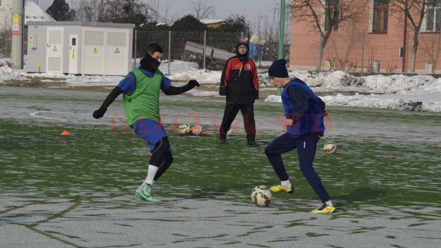 Papură și elevii săi și-au aflat programul de pregătire din perioada următoare (Foto: Alexandru Vîrtosu)