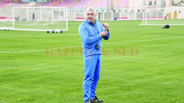 Ionel Colonel are încredere că alb-albaştrii vor sta foarte bine din punct de vedere fizic în 2017 (Foto: csuc.ro)