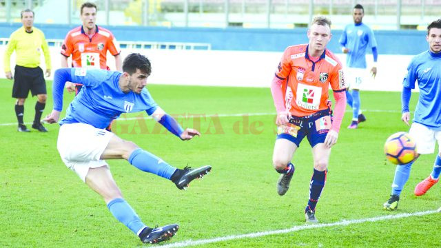 Andrei Ivan l-a convins pe antrenor că merită să poarte banderola de căpitan (Foto: csuc.ro)