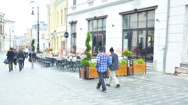 Patronii barurilor şi cluburilor craiovene trebuie să intre în legalitate, altfel vor fi obligaţi să închidă (Foto: arhiva GdS)