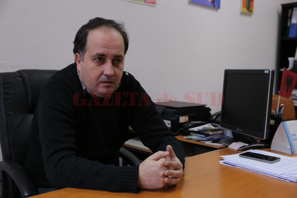 Directorul adjunct Liviu Hristea a precizat că speră ca în cele două săptămâni până la încheierea semestrului să se ajungă la reconciliere (Foto: Lucian Anghel)