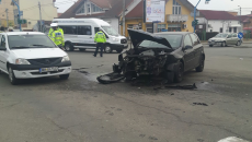 Autovehiculul care a lovit mașina Jandarmeriei