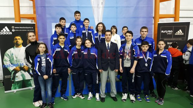 Sportivii antrenaţi de Geri Mitroi au urcat de multe ori pe podium