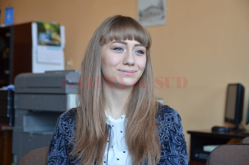 Smaranda Rușinaru este prima româncă admisă la cursurile de licență la Colegiul de Arhitectură din cadrul Universității Cambridge