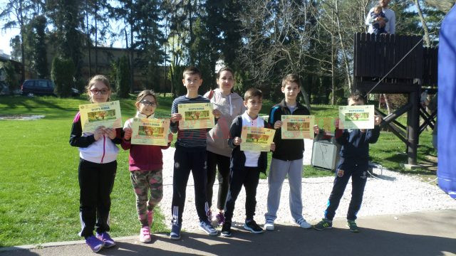 Elevii au alergat și au primit diplome