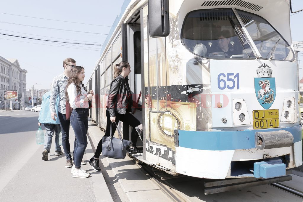 Din fondurile UE pe POR , Primăria Craiova ar putea cumpăra tramvaie noi